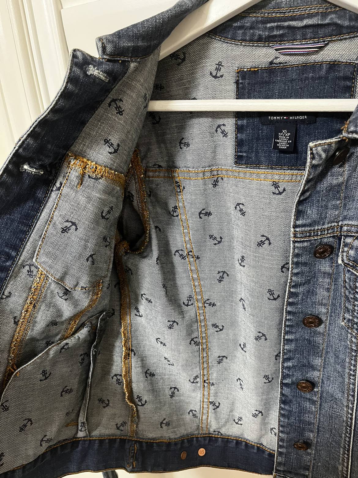 Tommy Hilfiger denim jacket image indicator(3)