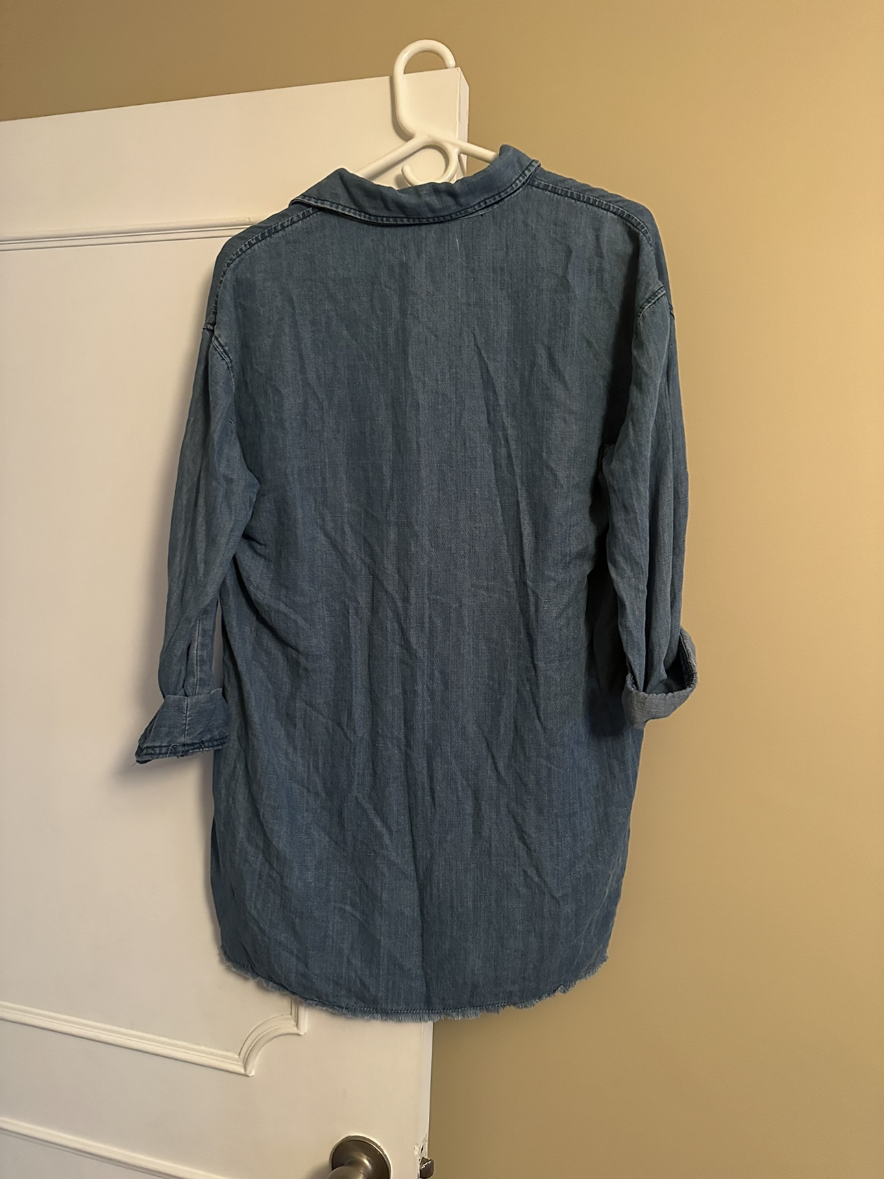 BNWT Zara Women’s Shirt image indicator(2)