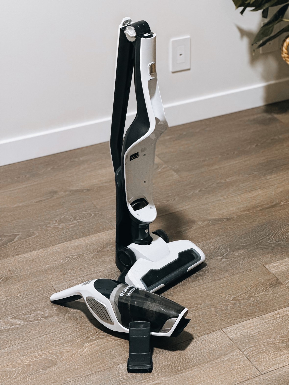 Vacuum - photo 3