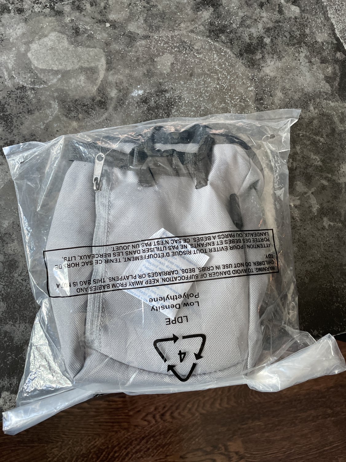 MEC Chalk bag brand new never used - photo 2