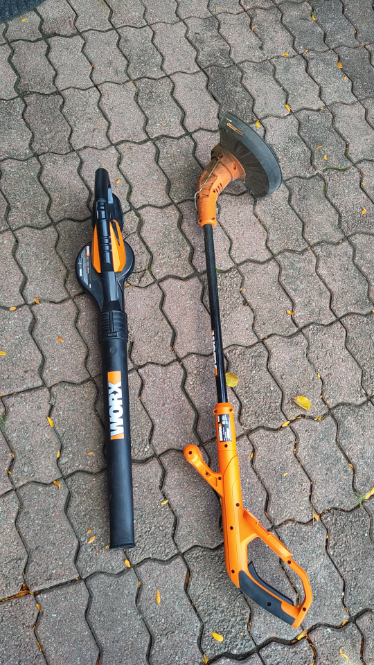 WA3710 cordless blower and cutters