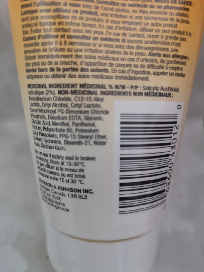 Neutrogena Oil Free Creamy Acne Treatment Cleanser image indicator(4)