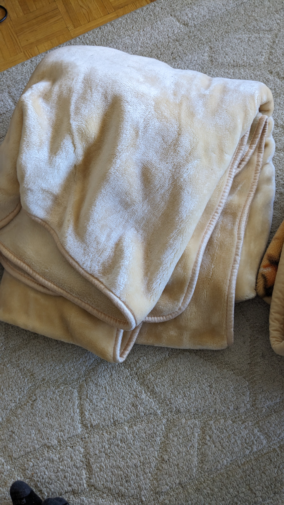 2 Velvet blankets - photo 2