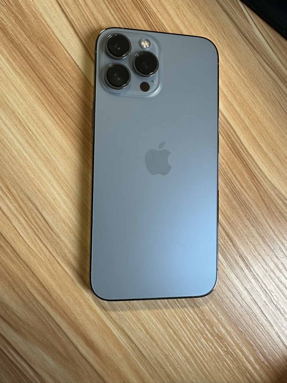 13 Pro Max IPhone