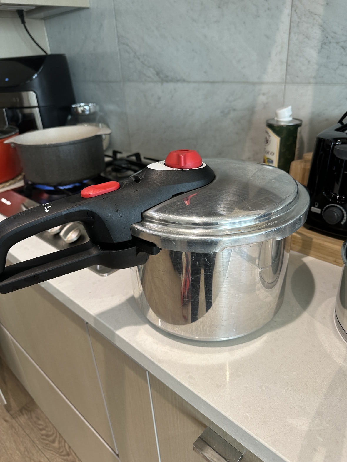 Pressure cooker thumbnail