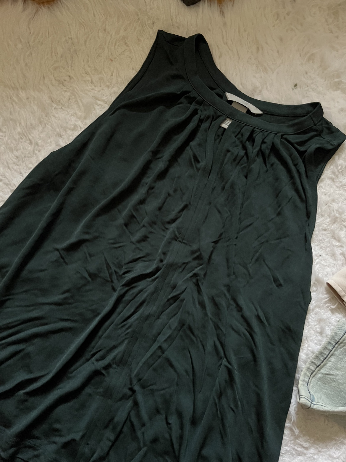 #freecycle November never used top - photo 2