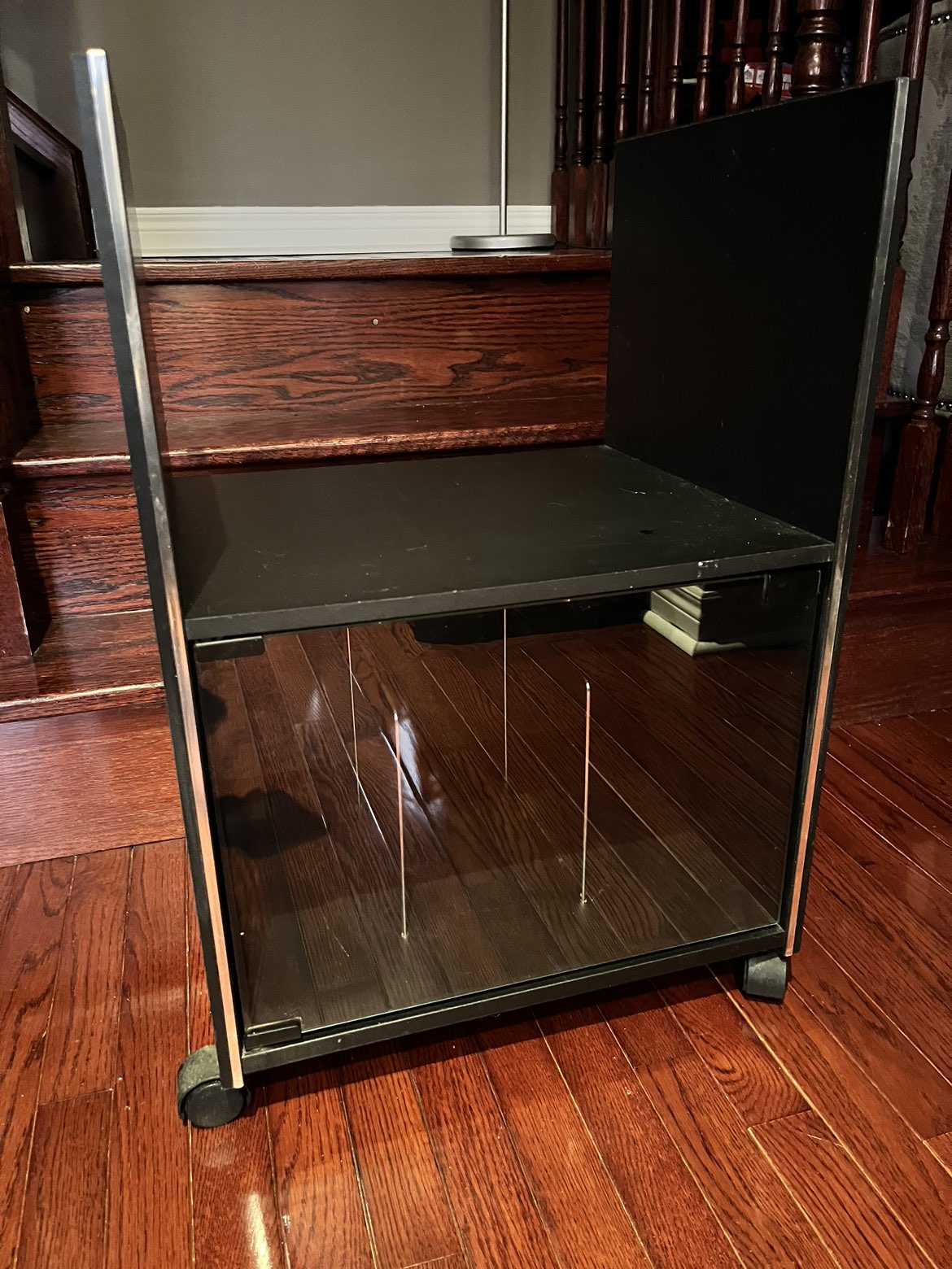 Stereo/Album Cabinet on Wheels ❄️