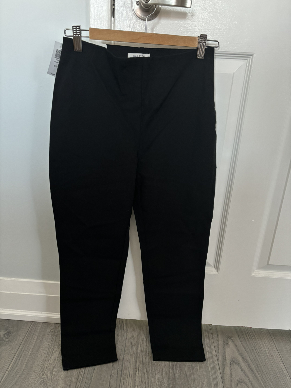 NWT Aritzia black pants - photo 3