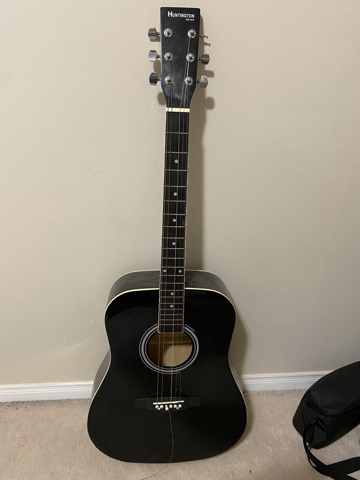 Huntington guitar #freecycle - photo 3