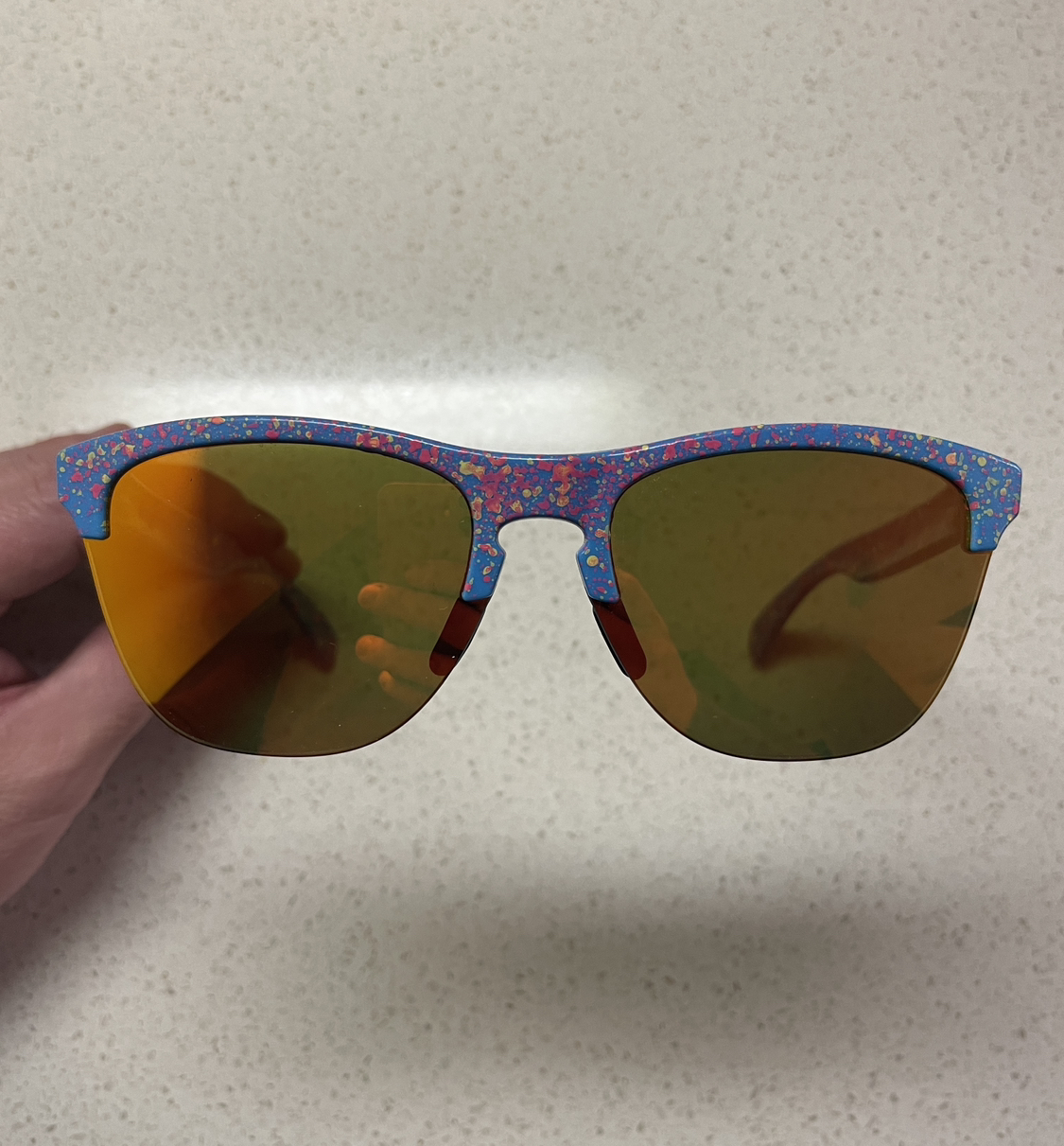 Oakley Frogskins Lite Sky Blue Splatter Sunglasses image indicator(2)