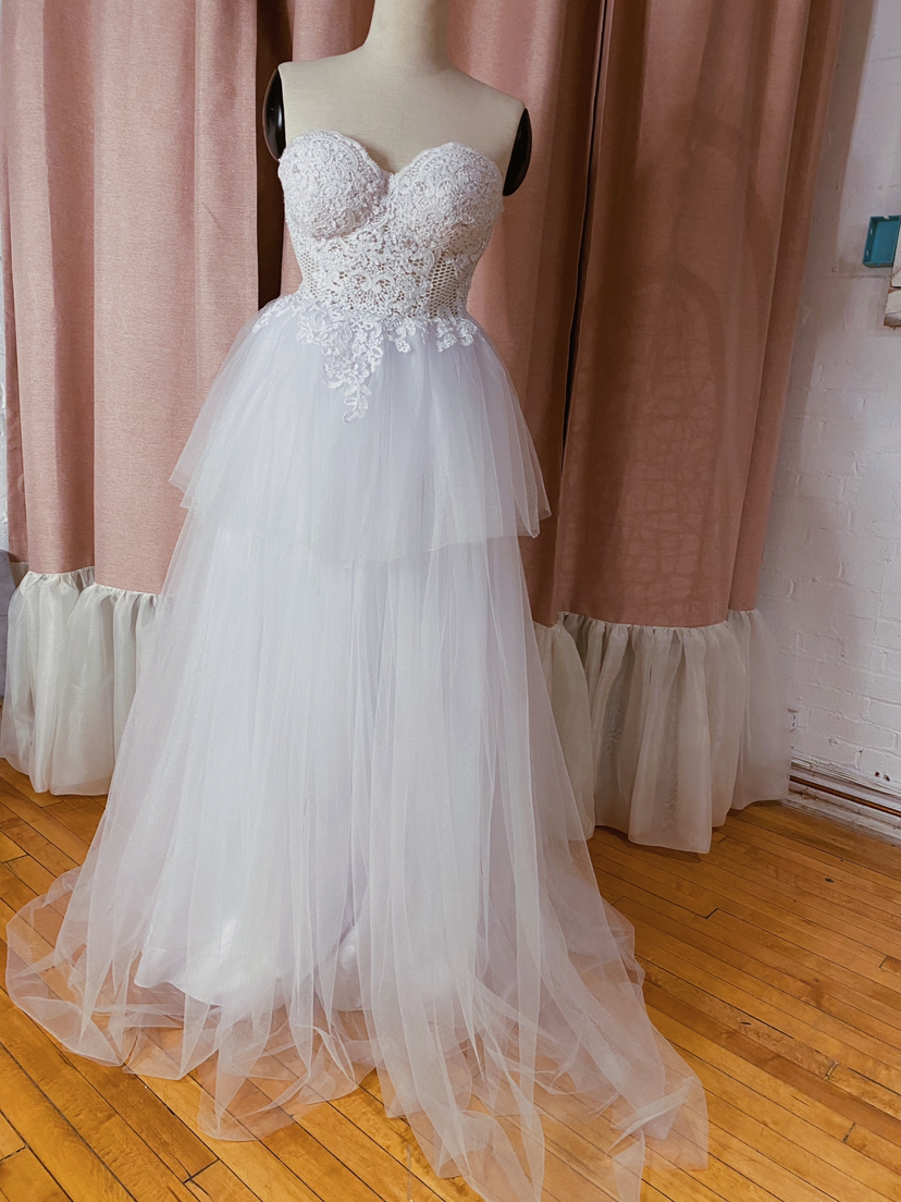 One of a kind wedding gown - photo 2