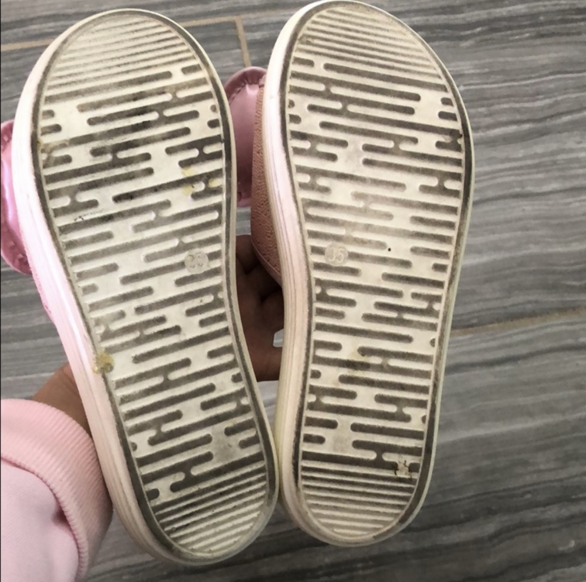 Pink bow platform sandals/ slippers sz35 image indicator(5)