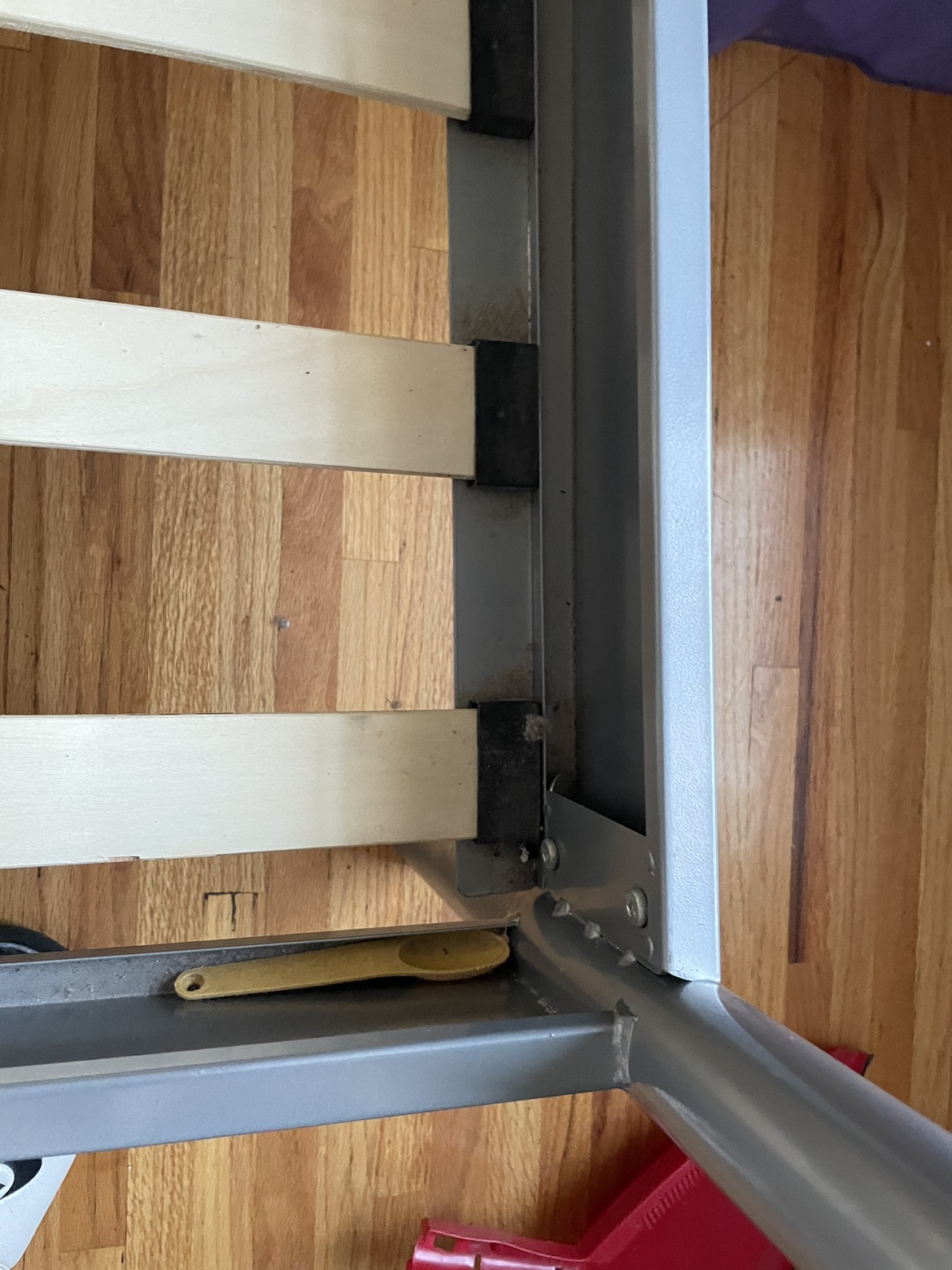 Metal Bed Frame - photo 3