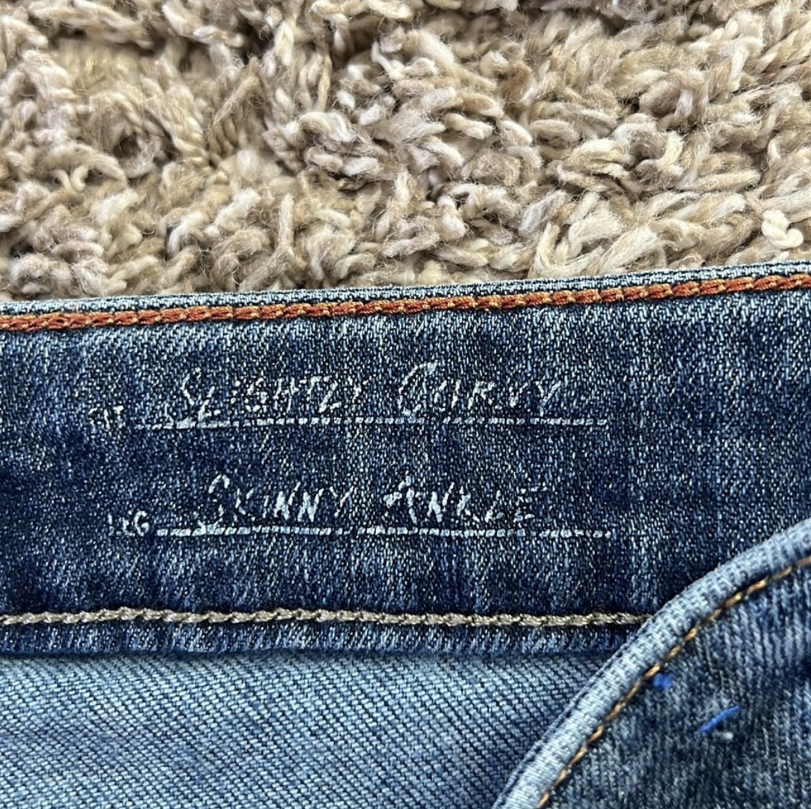 Eddie Bauer ankle cut jeans image indicator(9)