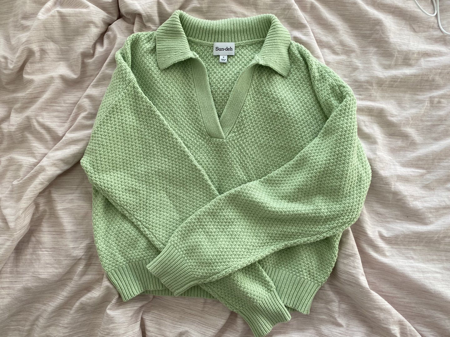 Aritzia sundeh s green knit thumbnail