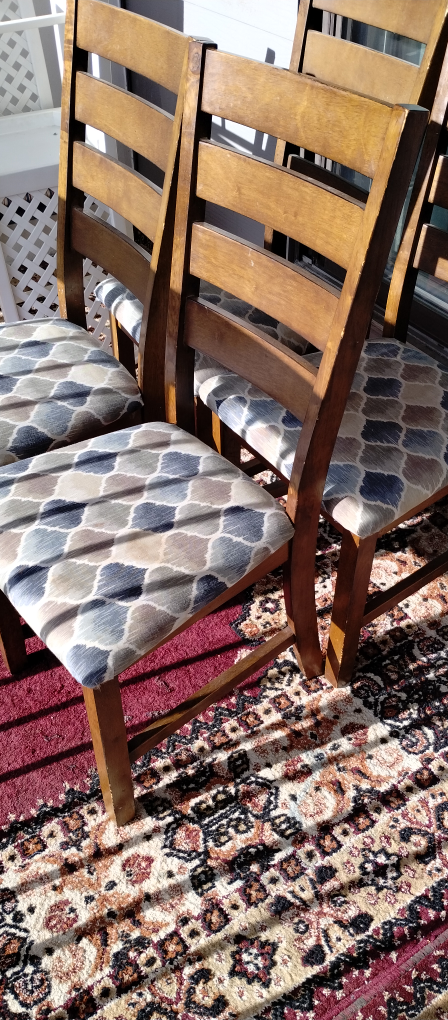 4 Dining Chairs - photo 4