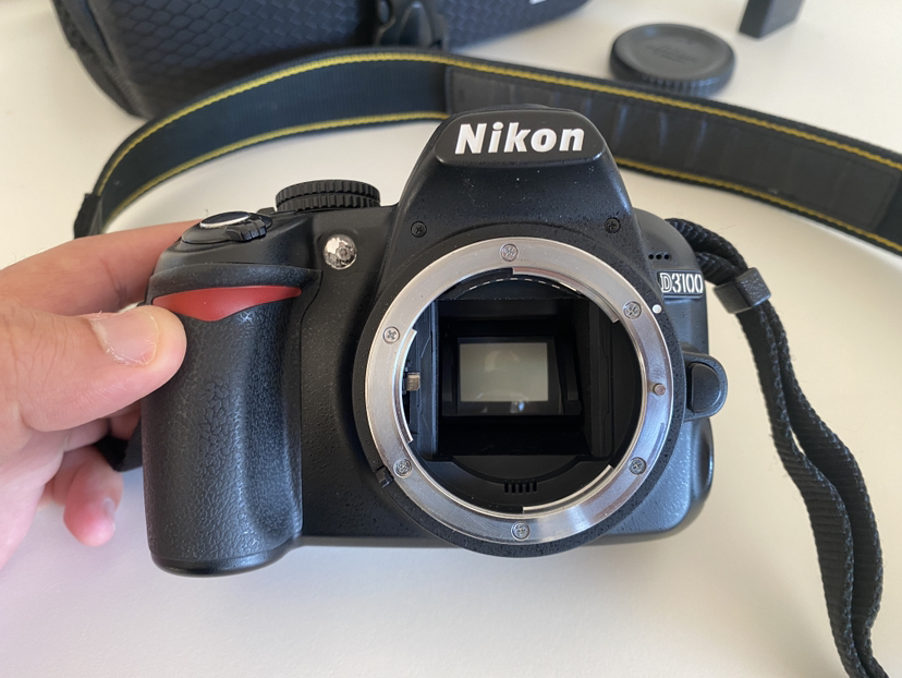 Nikon D3100 14.2MP DSLR Camera with 18-55mm f/3.5-5.6 Kit Lens image indicator(5)