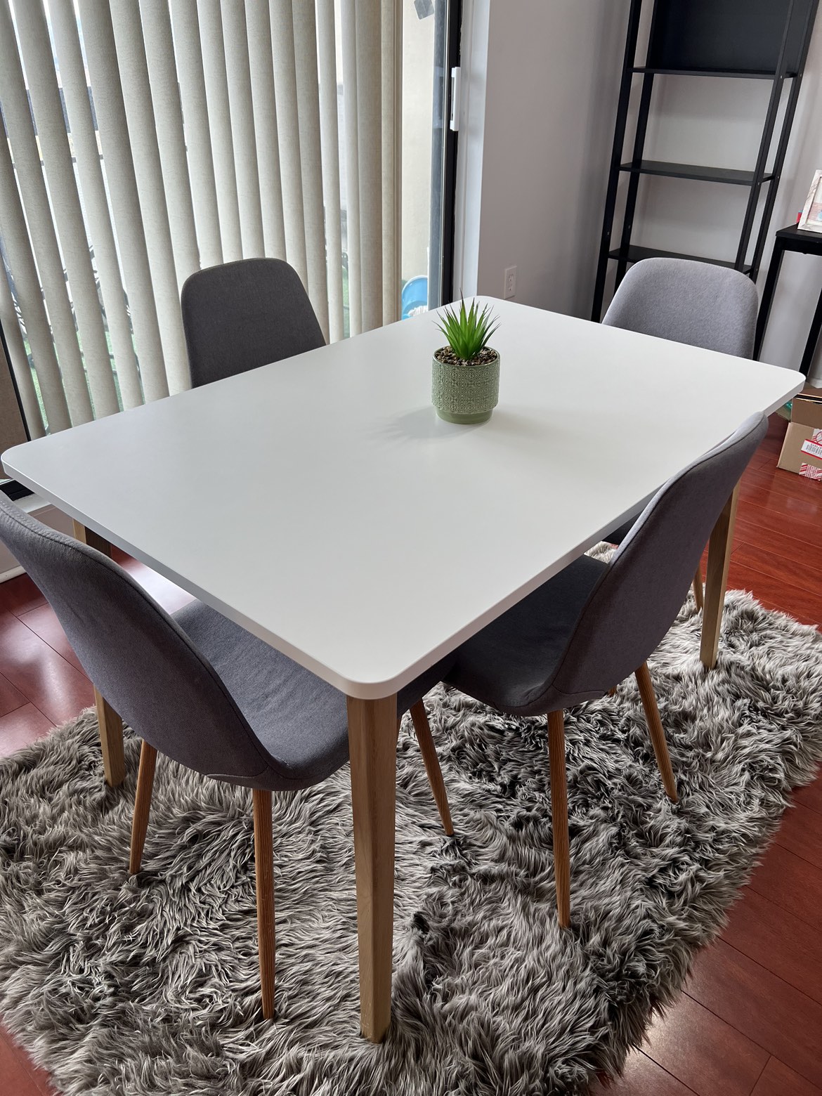 JYSK Table and Chair Set - 4 seater - photo 2