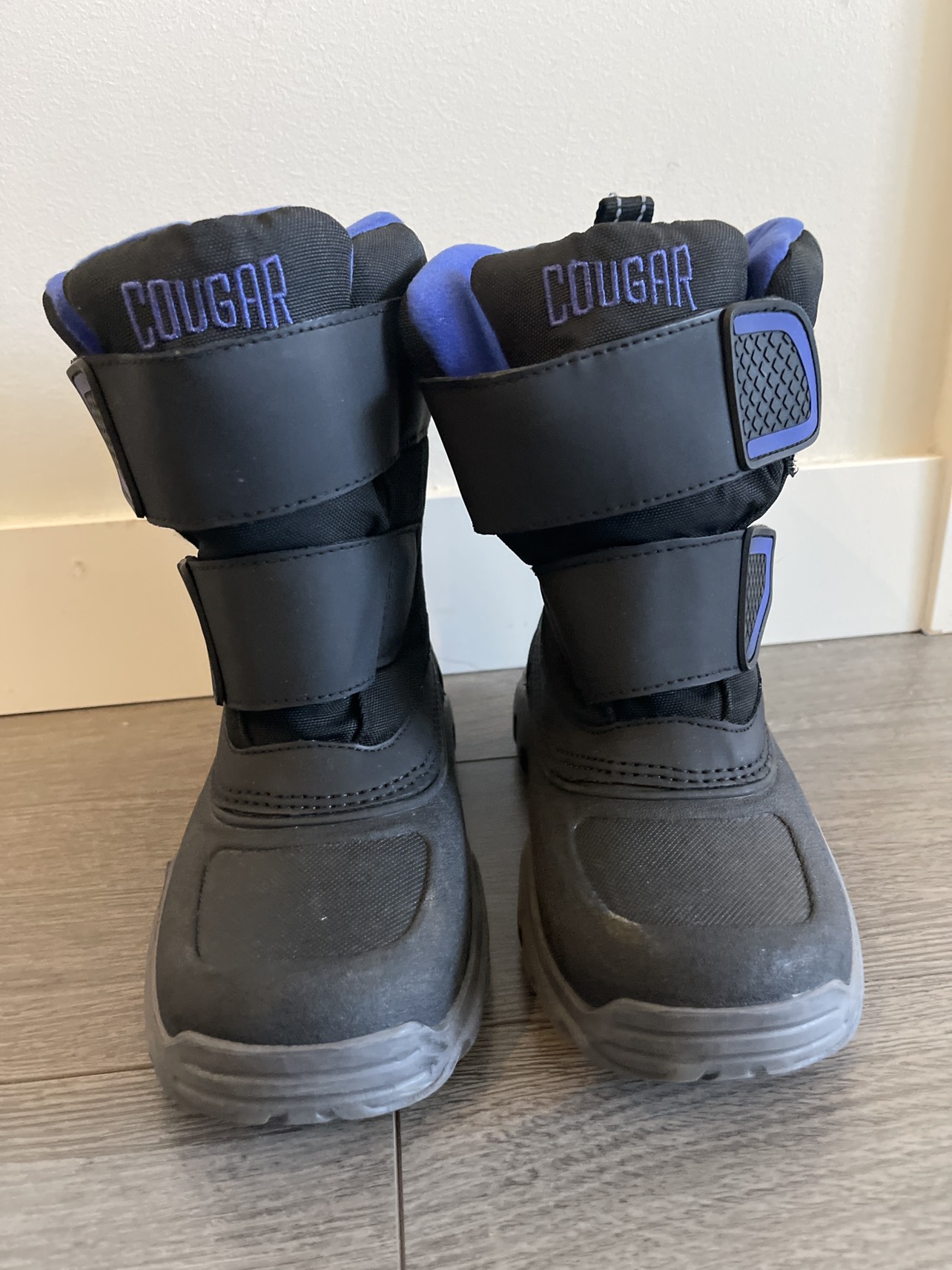 Boy’s snow boots size-13 thumbnail
