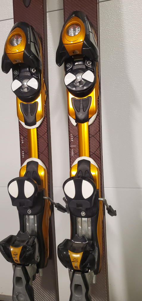 Salomon skis 177cm