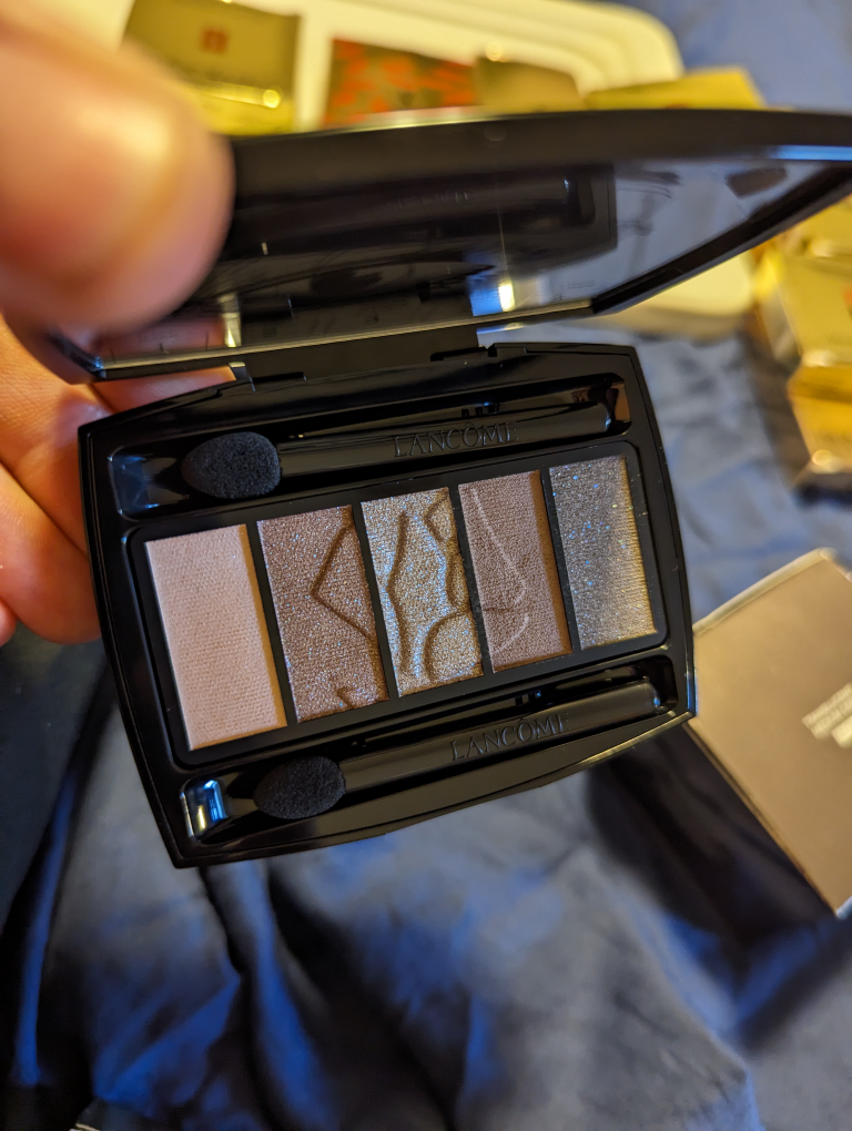 *LANCOME* Eyeshadow Palette °04 Taupe Craze* image indicator(3)