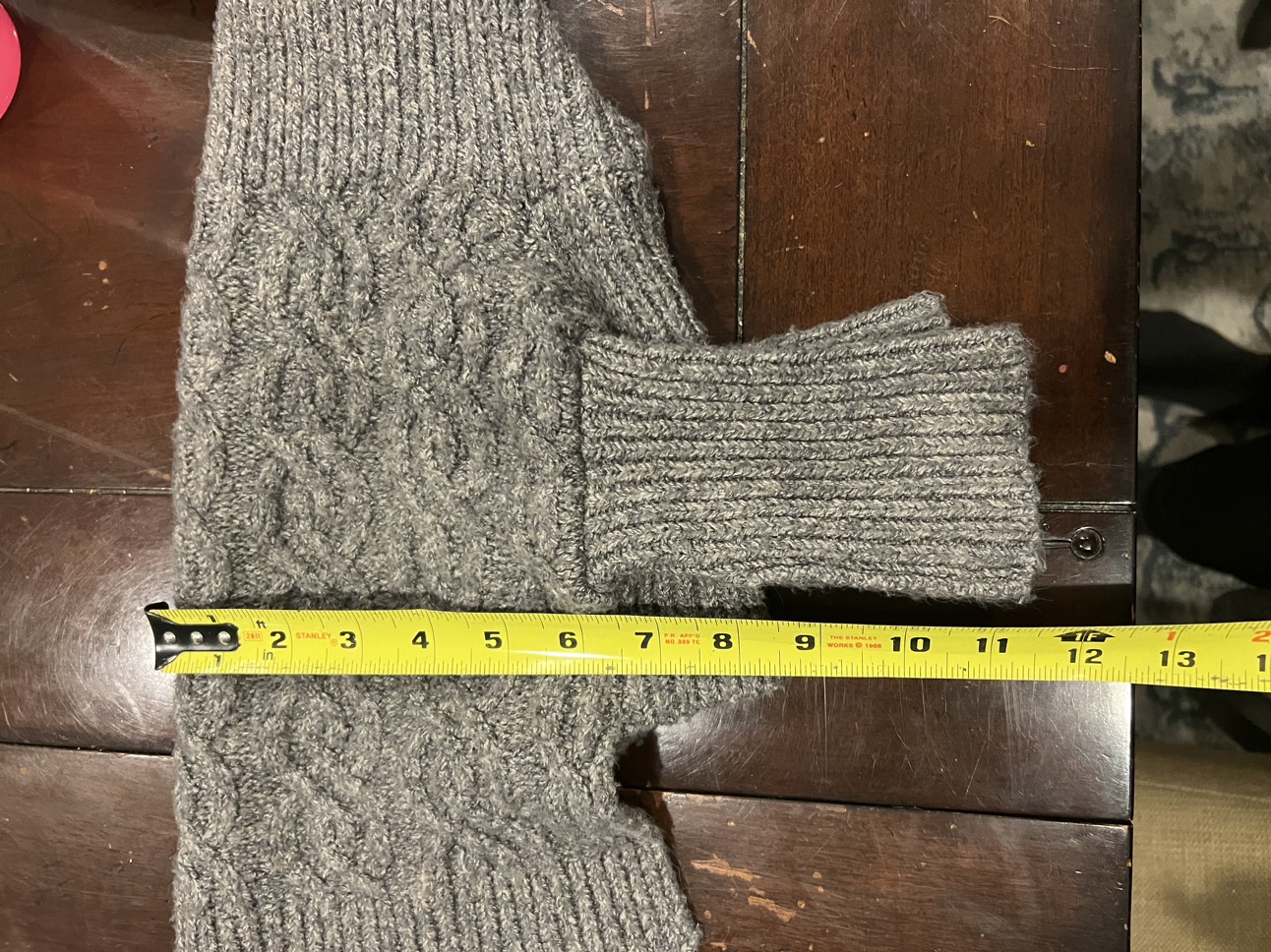 Dog sweater image indicator(10)