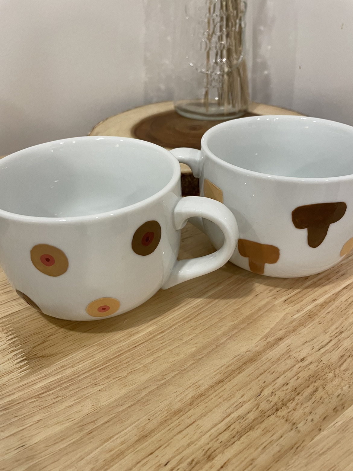 2 large mugs image indicator(2)