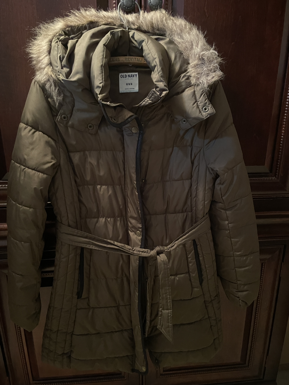 Women’s Old Navy winter coat size medium thumbnail