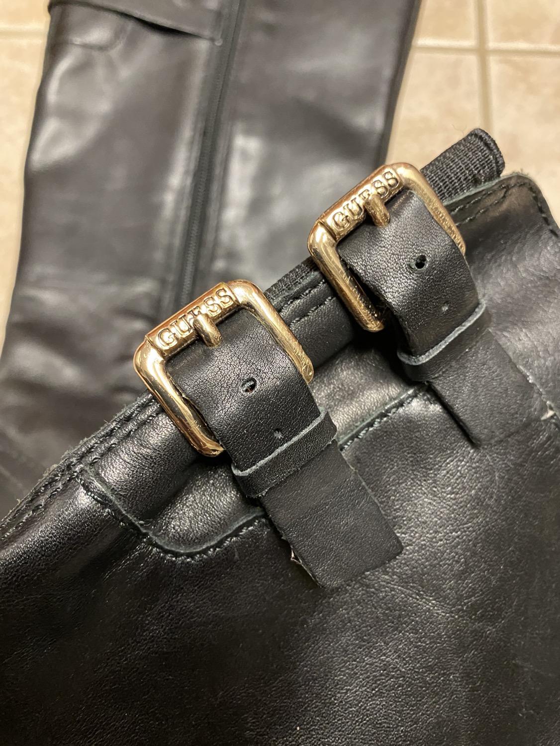 Guess Women’s Black Leather Boots Size 8.5 image indicator(5)