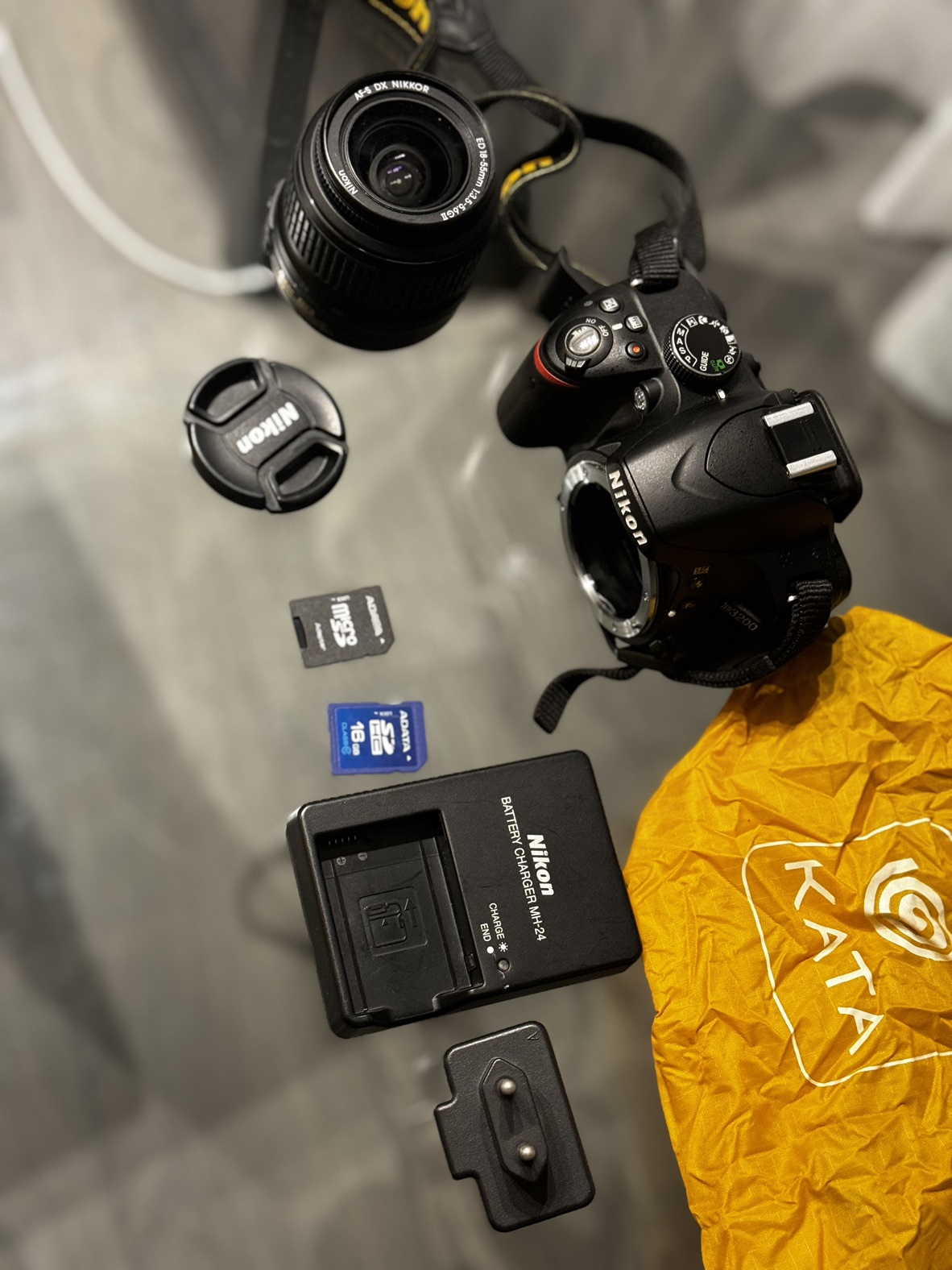 Nikon D3200 24.2 MP CMOS Digital SLR with 18- 55 mm Zoom Lens - photo 2