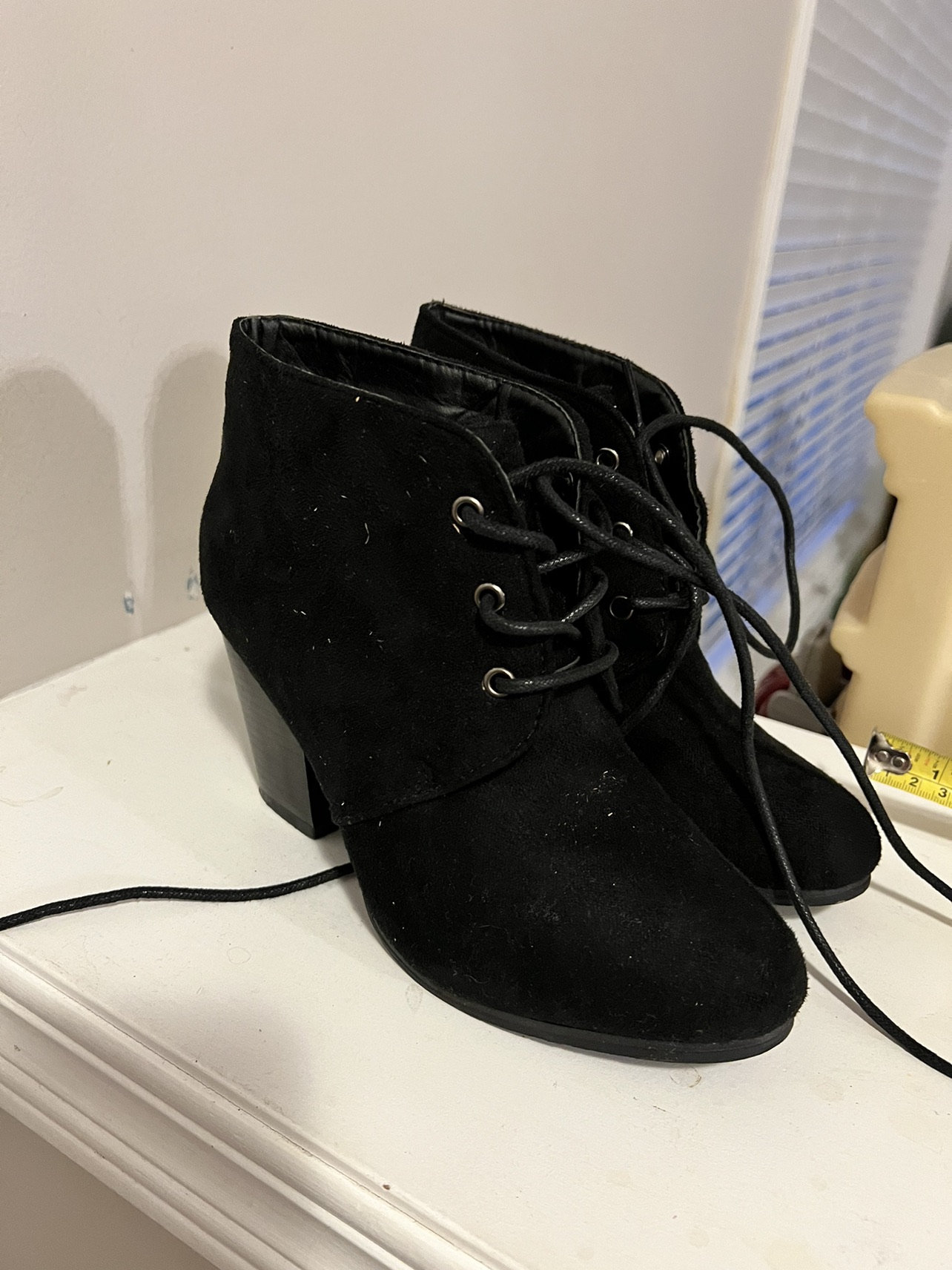 Women’s Dresser boots size 6 thumbnail