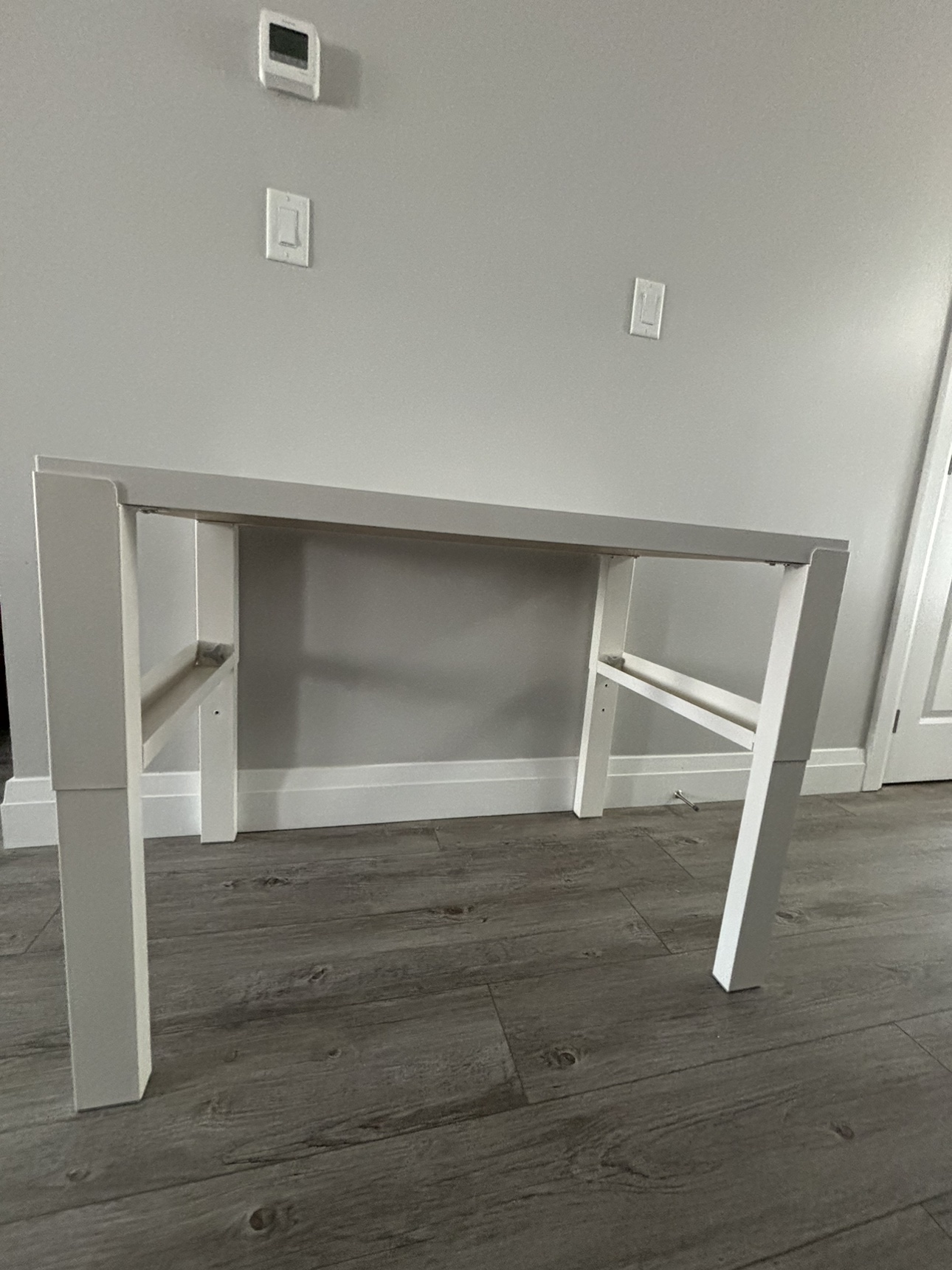IKEA adjustable white desk - photo 2