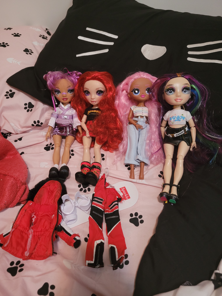 lol dolls and accessories