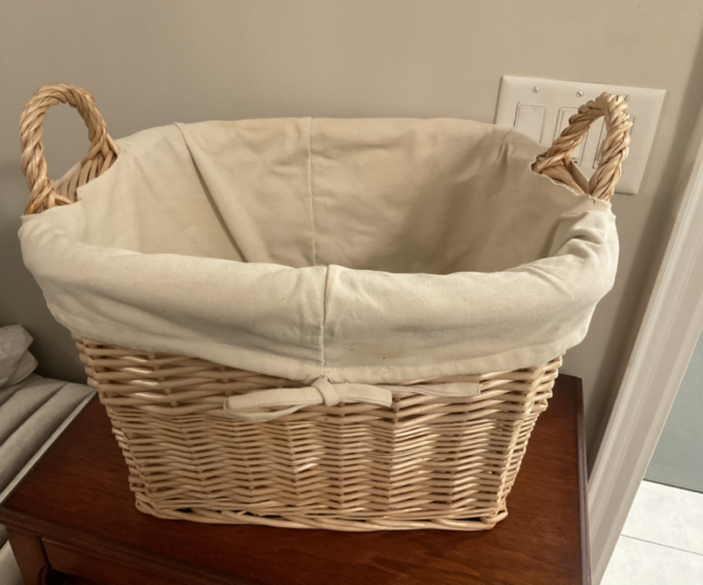⭐️ Beautiful Laundry Wicker Basket - photo 3