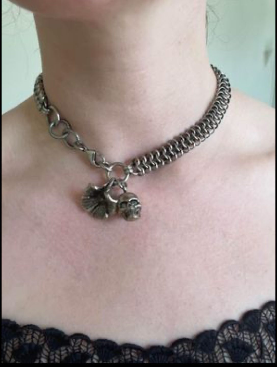 Alexander McQueen Edgy Skull Choker Necklace - photo 4