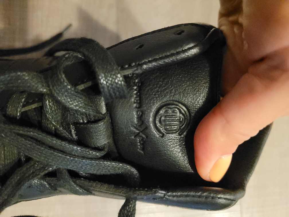 Limited Edition George Sully x ebay sneakers, sz 9.5/10 image indicator(3)