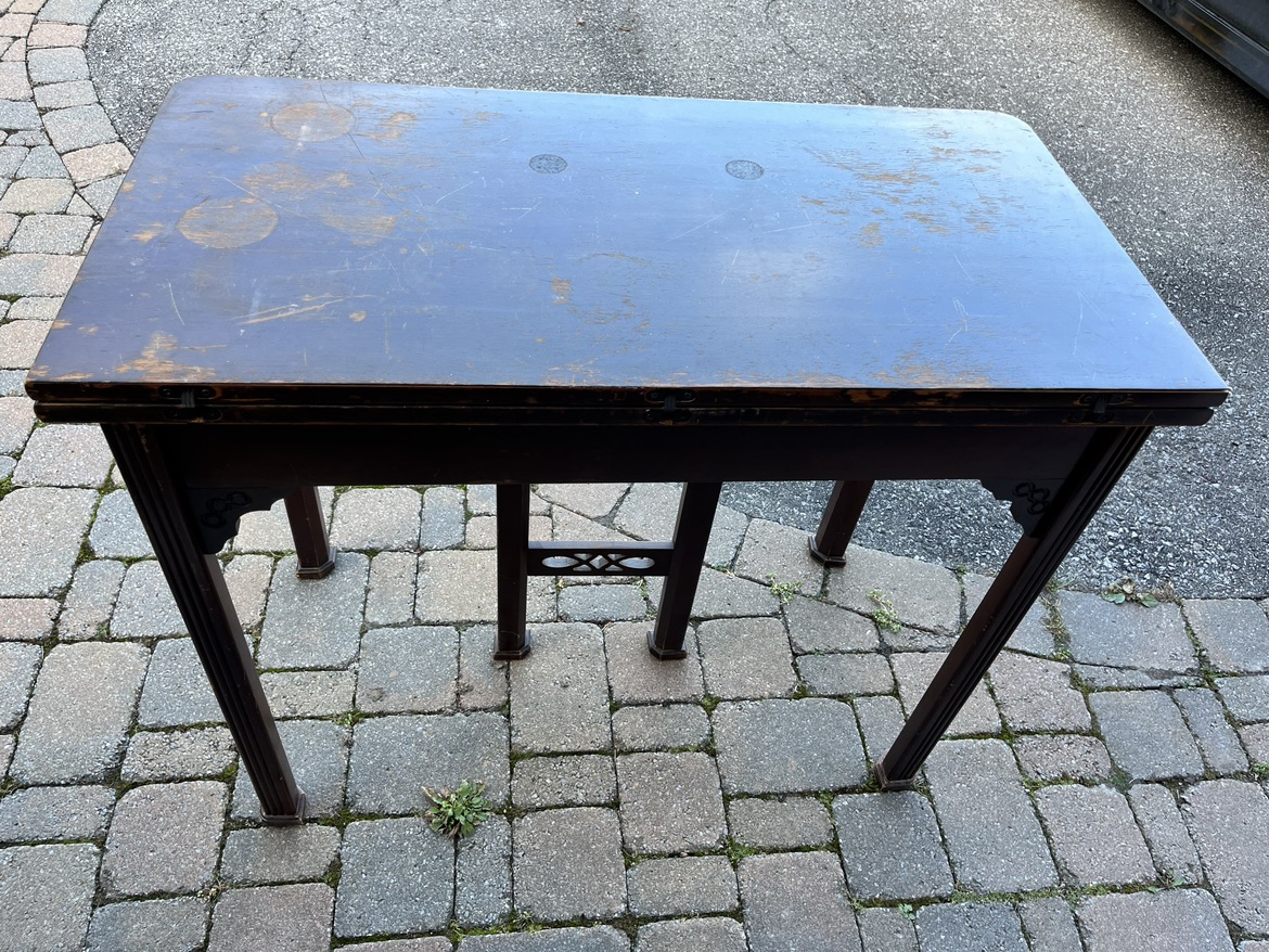 Table with 3 Leaves thumbnail