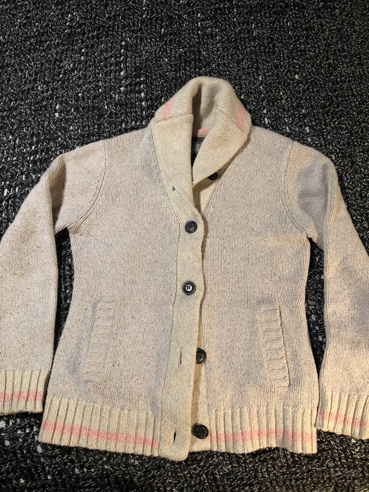 Women’s Roots sweater