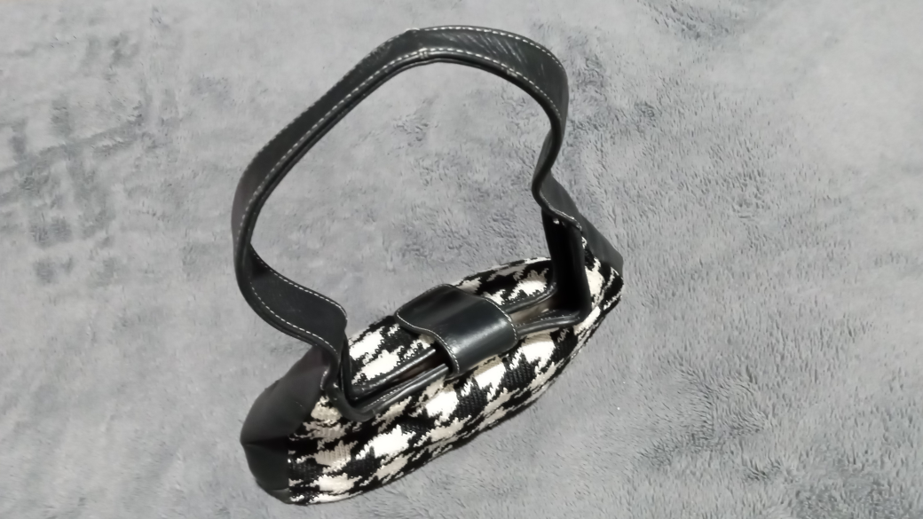 women bag image indicator(2)