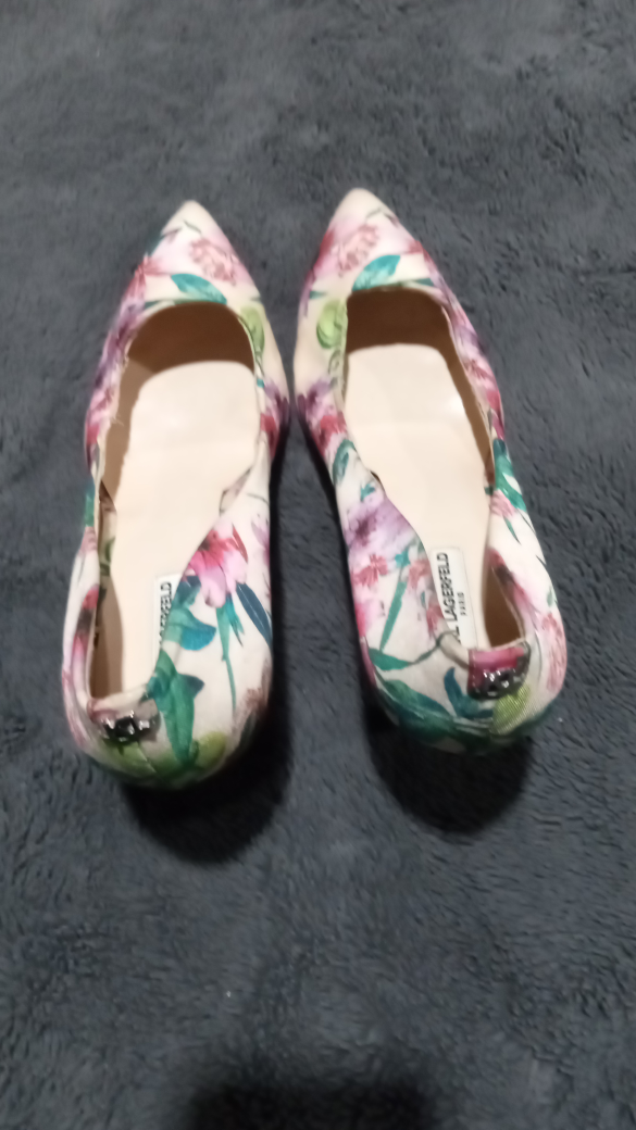 Karl Lagerfeld shoes image indicator(4)