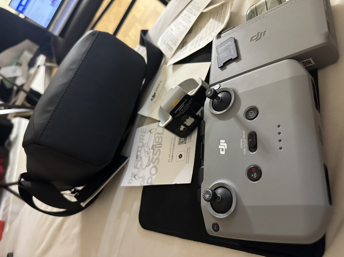 DJI mini2 Drone remote Controller with Case and battery - photo 4