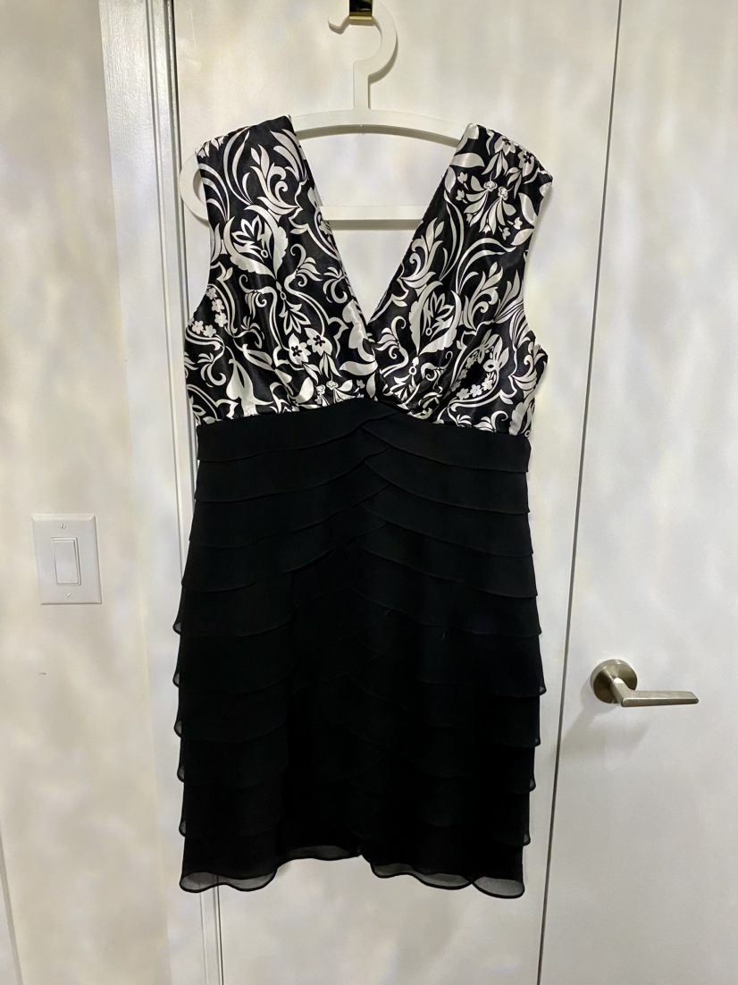 Black & White Cocktail Dress - size 14 thumbnail