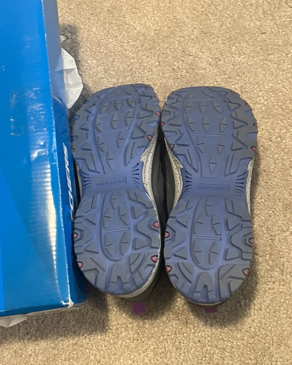 Skechers Women's Hillerest Trail Athletic Shoes sz 6.5 Grey image indicator(3)