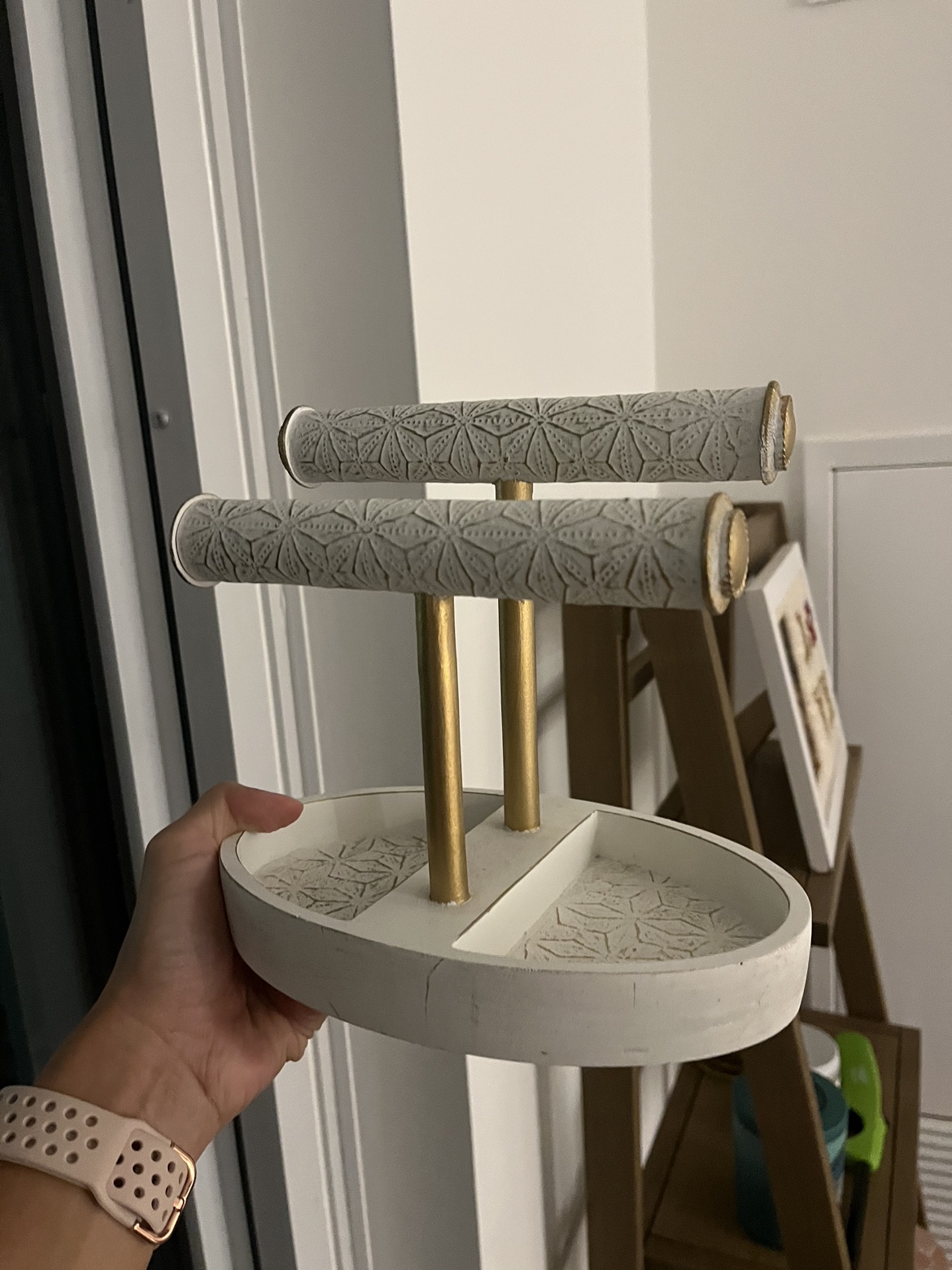 Jewelry stand image indicator(4)