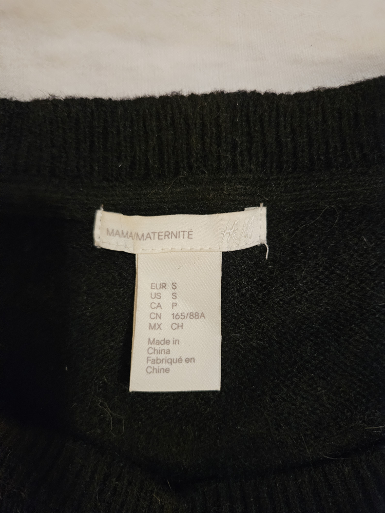 Maternity Sweaters Size Small - photo 3