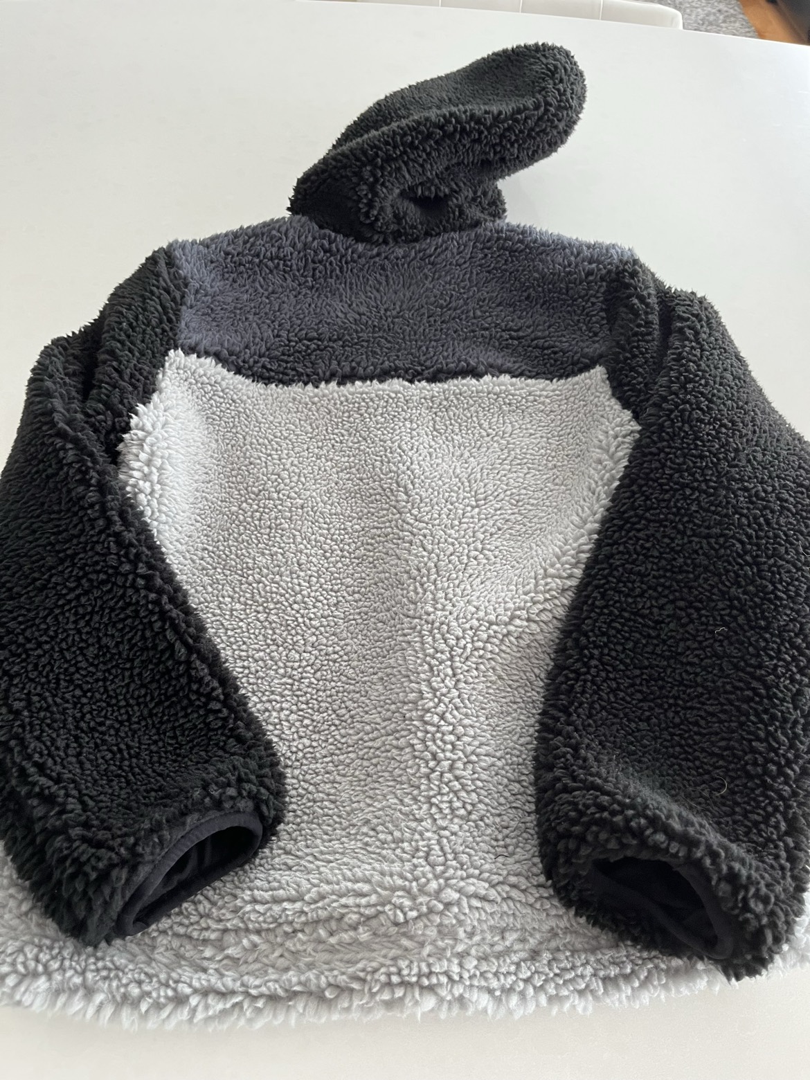 Brand new boys fuzzy jacket 10/12 - NWT image indicator(4)