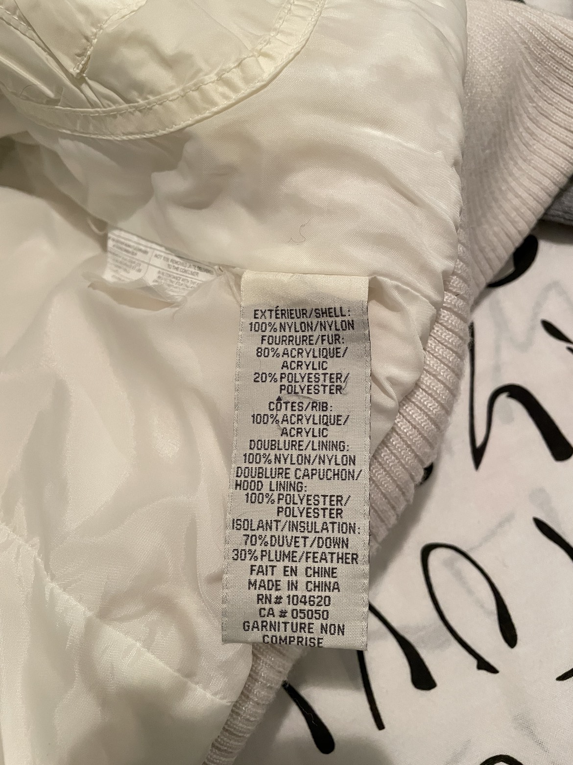 White jacket vest ❄️ image indicator(3)