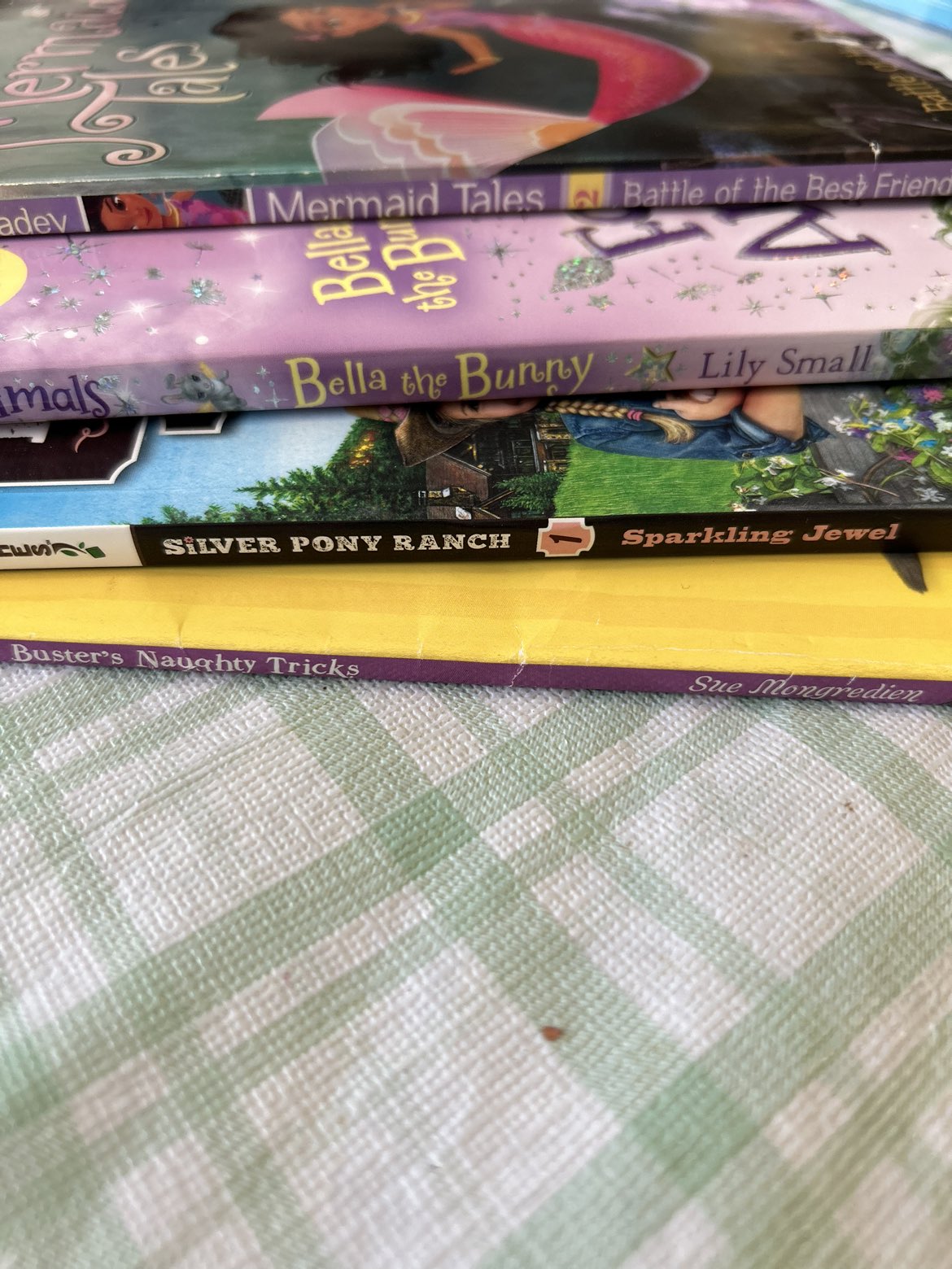 Tween books - pony, kittens, mermaid - photo 4