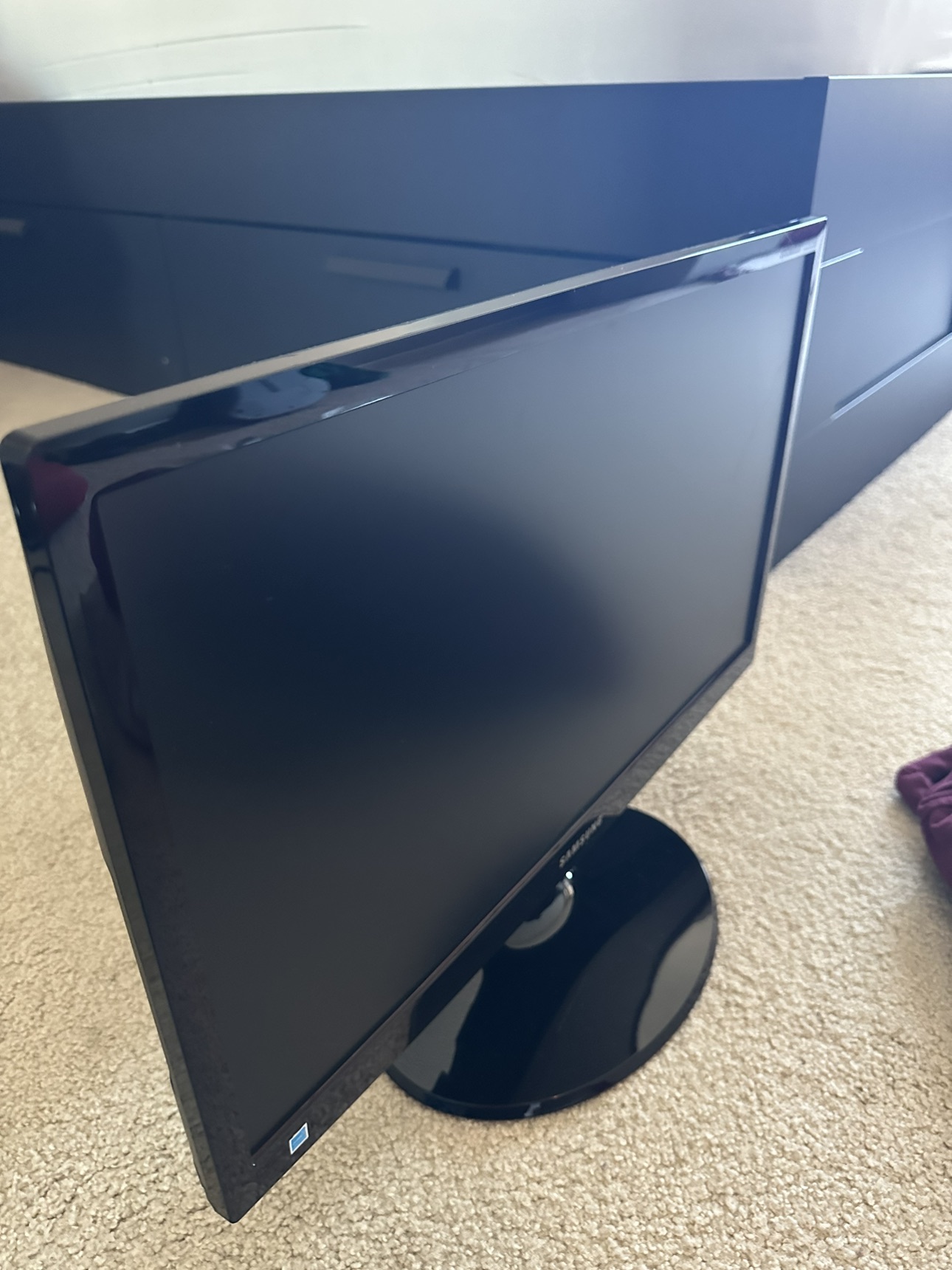 Samsung T22B350ND 21.5" LED HDTV Monitor - photo 5