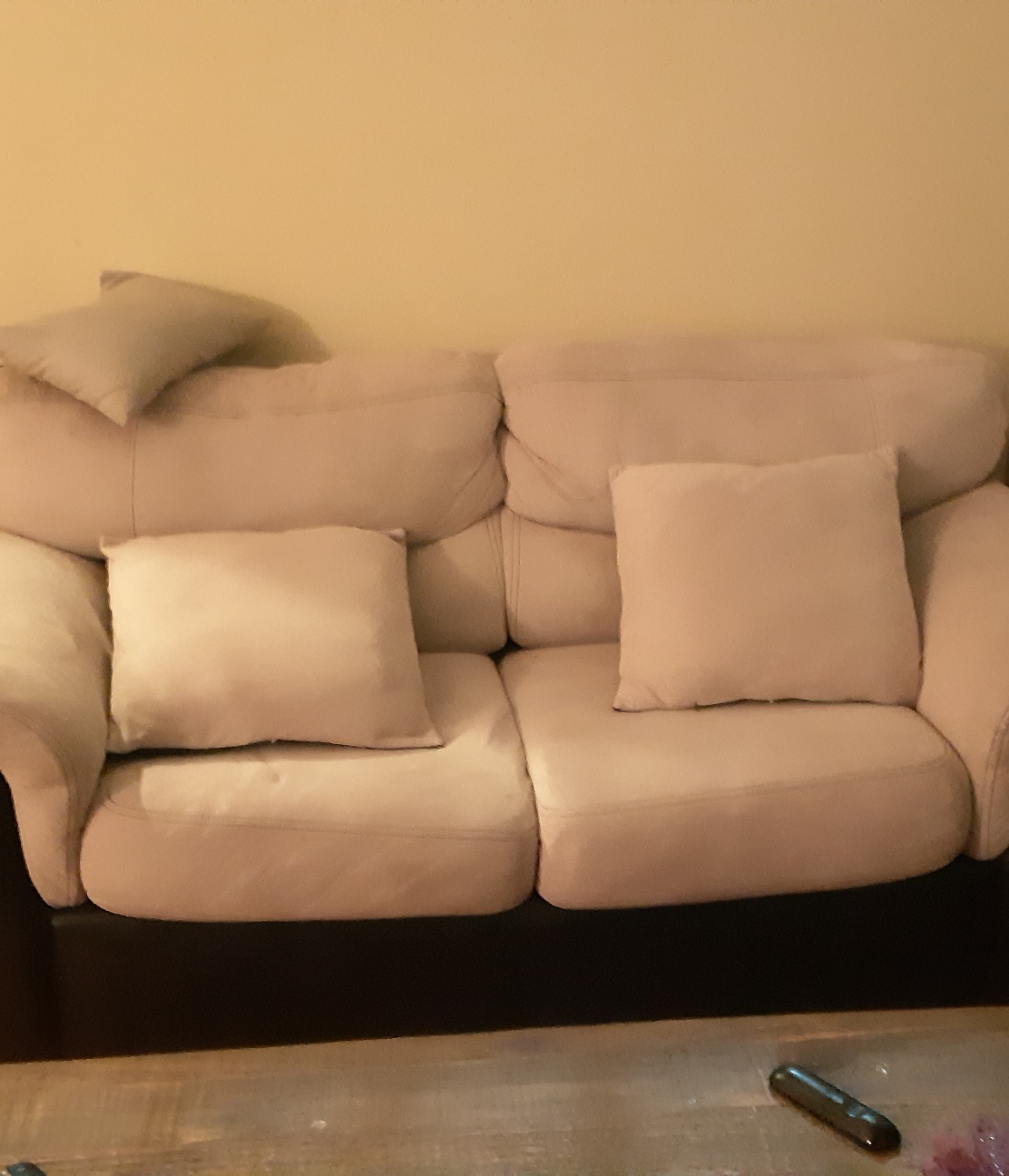 3 seater and 2 seater couch thumbnail